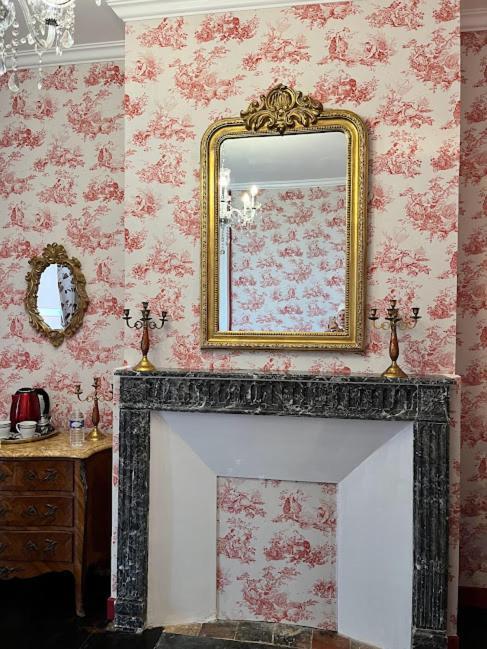 La Tour Cachee Bed & Breakfast Mortain-Bocage Bagian luar foto